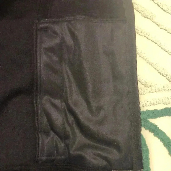 Obermeyer sweater - Picture 7 of 9